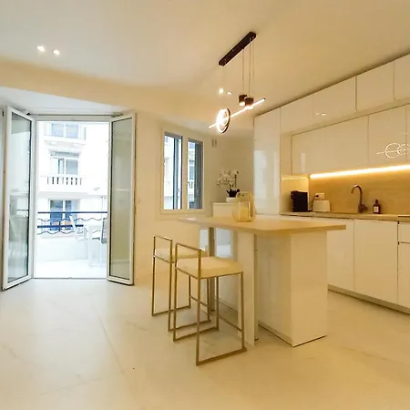 Le Palais Des Iles Apartment *